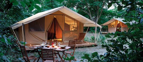 Rives Nature - Cottages et camping
